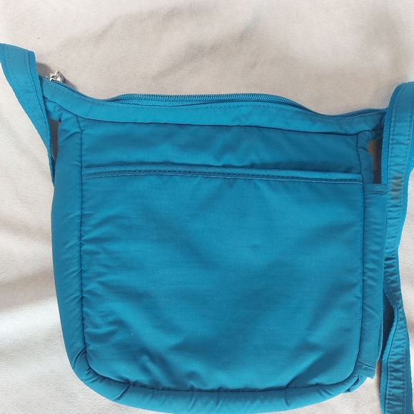 Lug Flutter blue mini cross body bag - Picture 7 of 11